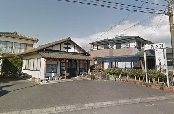 桜咲く通りでお店を始めませんか(魚乃目)