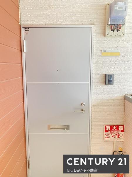 都城市年見町のアパート