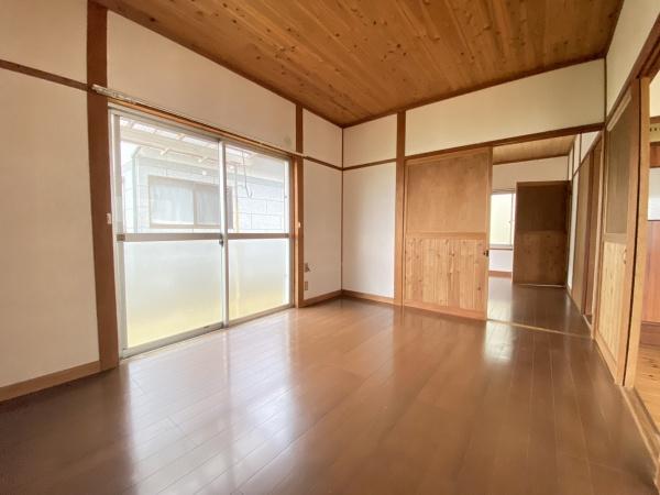 都城市郡元町の貸家