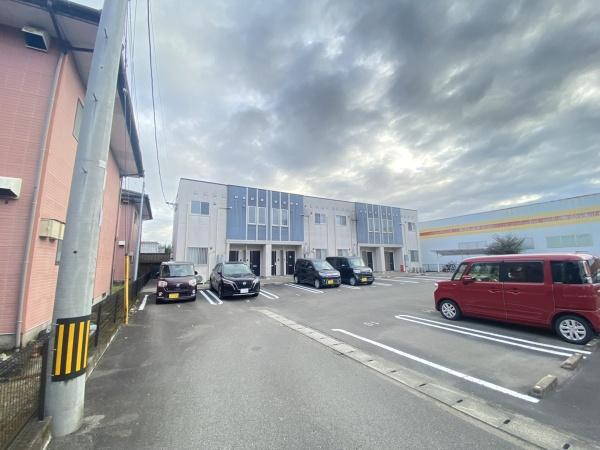 都城市早水町のアパート(間取り)