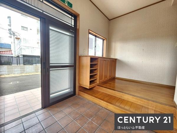 大王町西村貸家