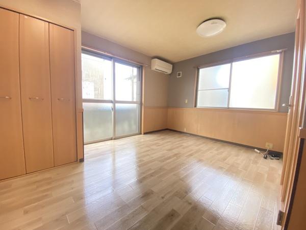 センチュリー２１金田G棟