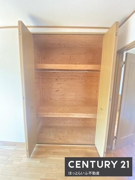 光神植木貸家(収納)