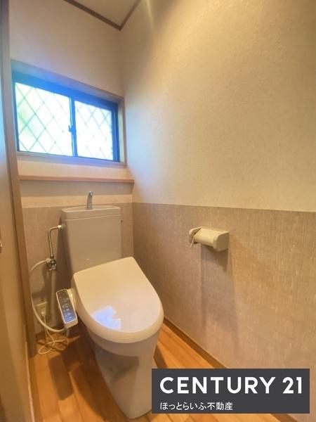 光神植木貸家(トイレ)