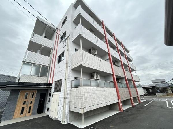 セブン都北　305