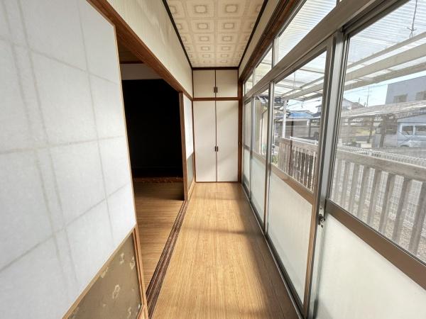五十市駅前貸家