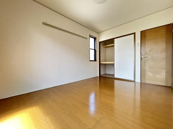 都城市平江町のアパート