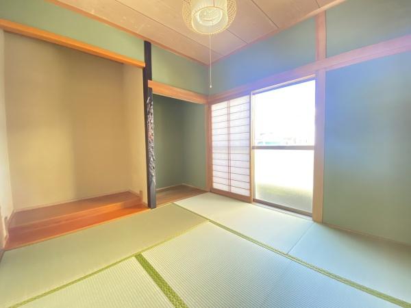 三股R7