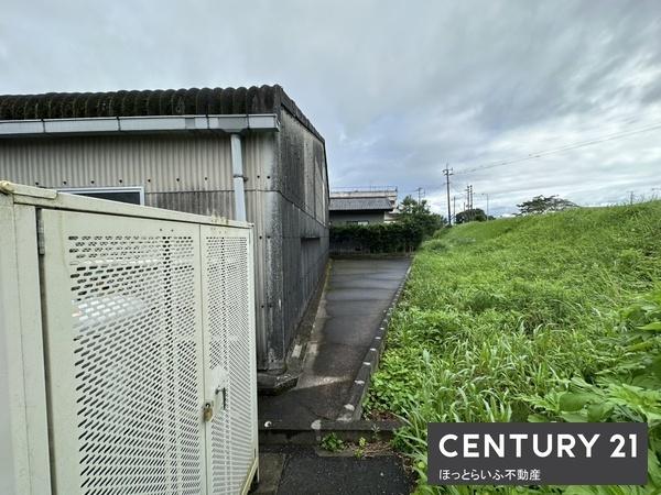 都城市郡元町の倉庫