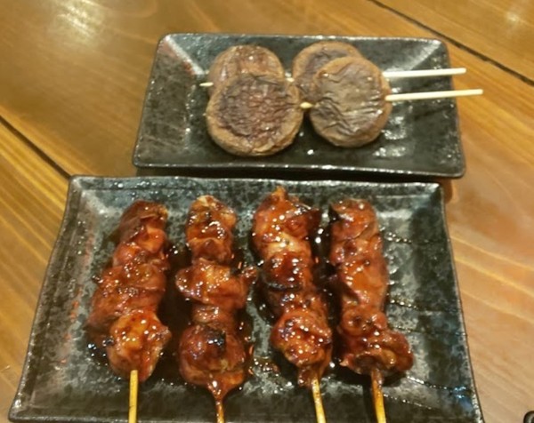グレイスルピナス(備長炭炭火焼とり○（とりまる）)