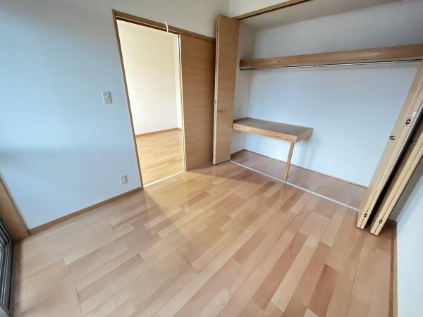 ラ・メール吉尾A