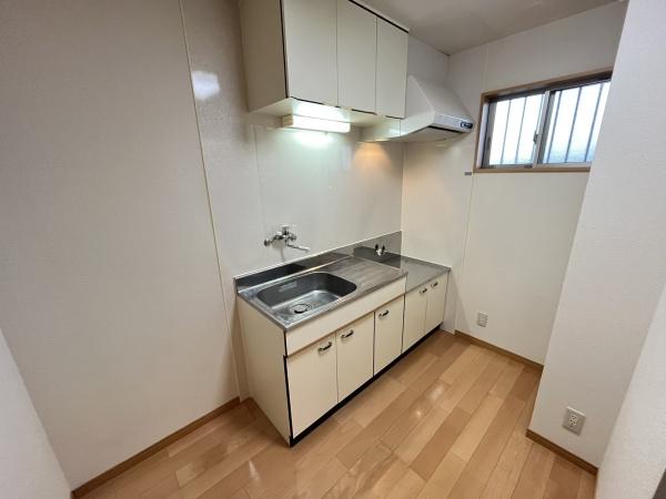 ラ・メール吉尾A