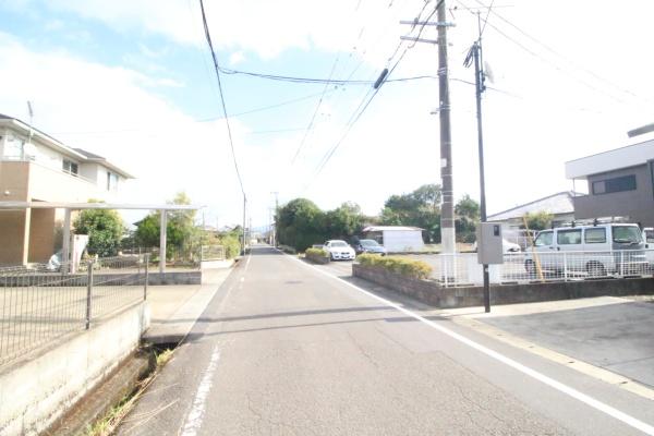都城市妻ケ丘町のアパート