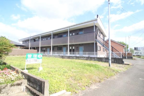 都城市妻ケ丘町のアパート