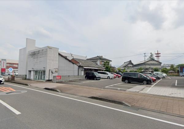 都城市前田町の店舗（建物一部）