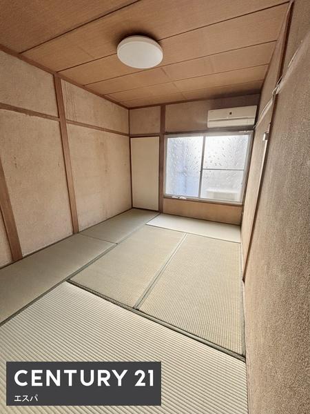 寝屋川市打上南町のテラスハウス