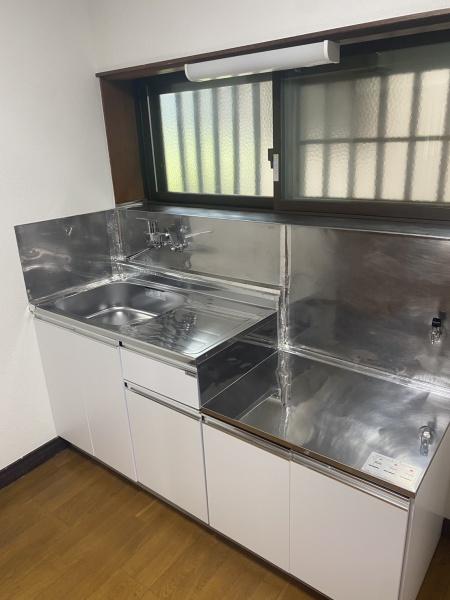 上尾向山貸家