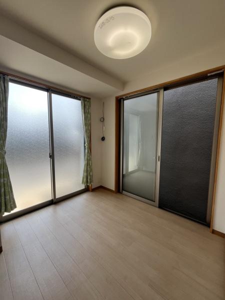 太秦蜂岡町　一戸建