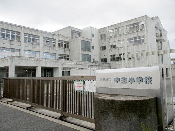 西村マンション（野洲市西河原）(野洲市立中主小学校)