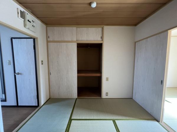 プラザエイト（野洲市小篠原）