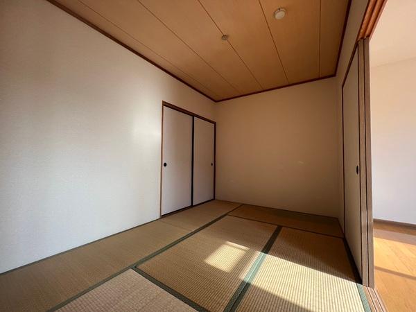 ＲＩＶＥＲ　ＡＮＮＥ　ＲＥＮＡ（野洲市市三宅）