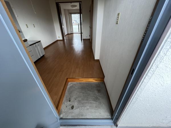 イワタハイツ　野洲市北野1丁目