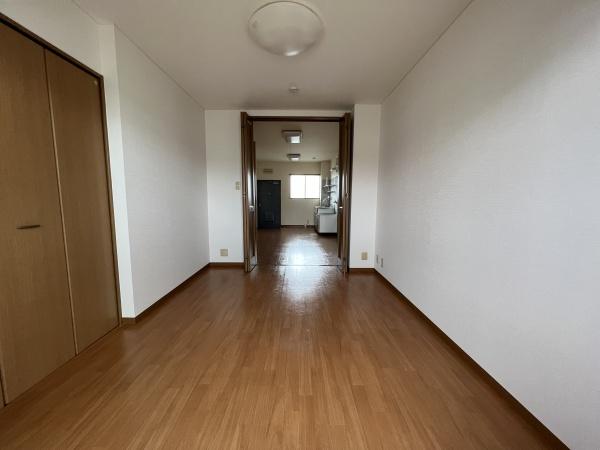 イワタハイツ　野洲市北野1丁目