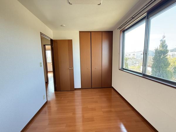 シャーメゾン六条Ｂ棟　野洲市六条