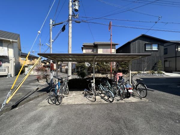 サニーフィールド2　守山市立入町