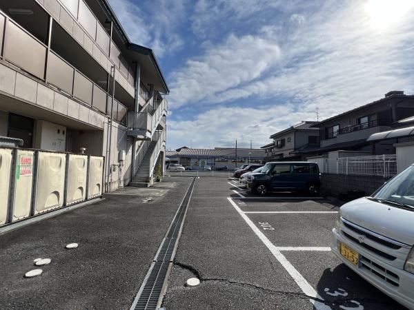 太陽ハイツ冨波　冨波乙