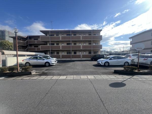 ヴィラ淵ヶ丘　野洲市三宅