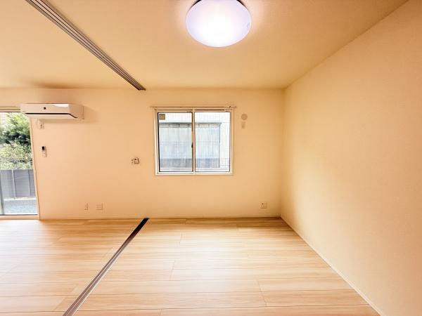 インヴィート（守山市二町町）