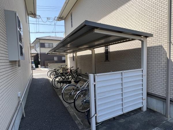 モンアヴニールＡ棟　（野洲市小篠原）