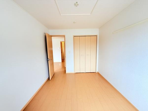 モンプーカ２８２　守山市勝部2丁目
