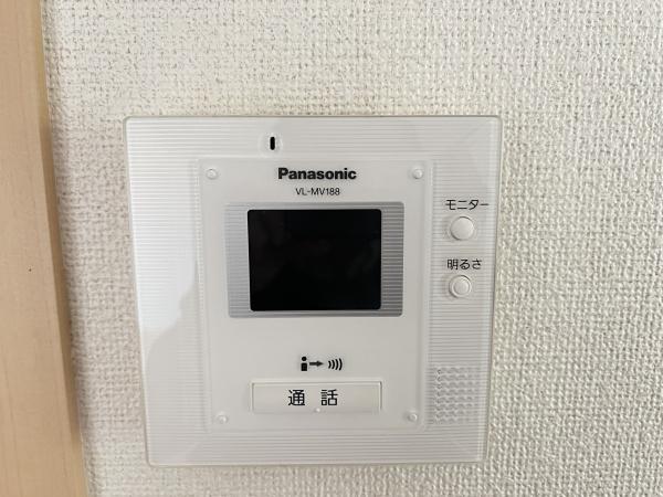フォレスト　フジ　（野洲市小篠原）