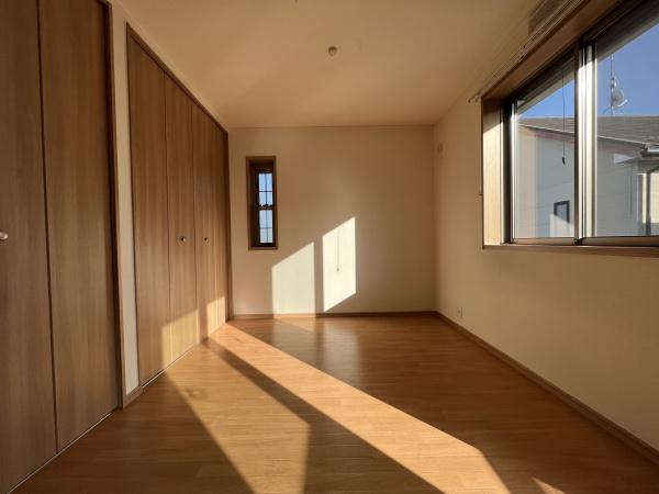 ホワイトヴェール　守山市守山3丁目