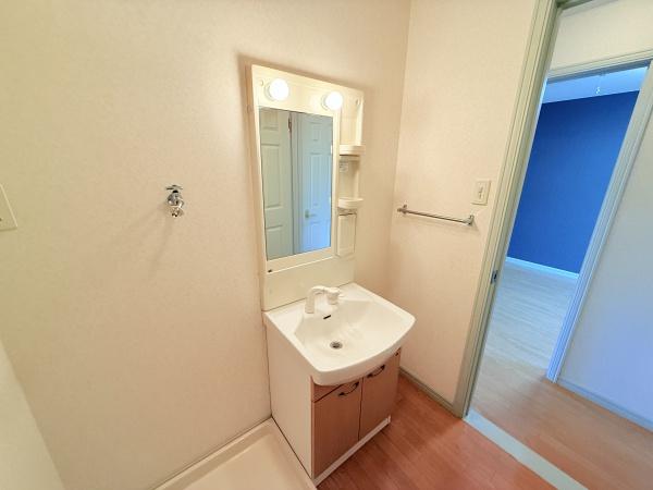 グレース　ほしかＡ棟　守山市欲賀町