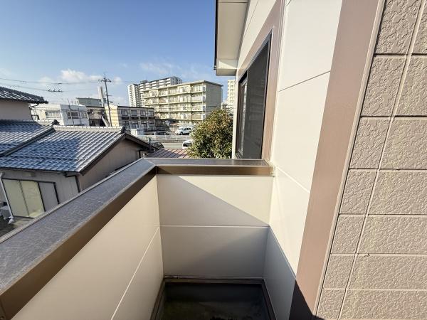 ブリヤンブリーズ１　守山市浮気町