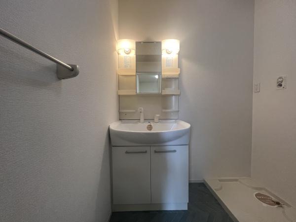 ブランカコート　守山市今宿