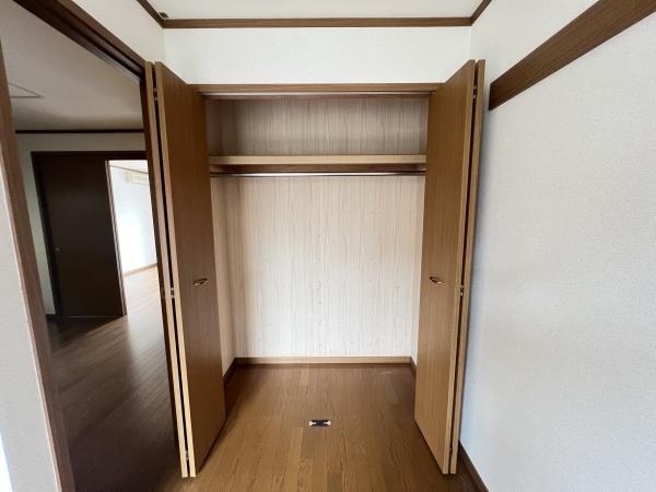 クレストール鈴木（野洲市小篠原）