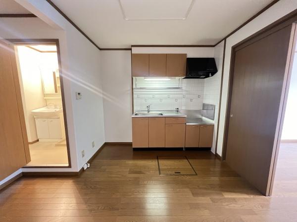 クレストール鈴木（野洲市小篠原）
