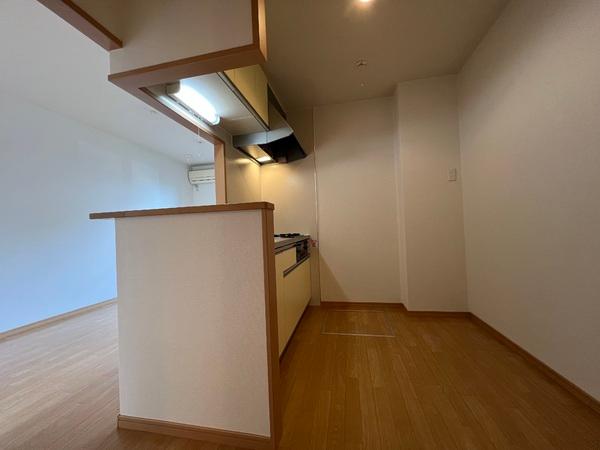 クレアモントハイツ　Ｂ棟　野洲市行畑