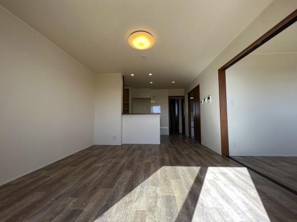 ＳＵＮ　ＫＹＯＴＯ　守山市伊勢町