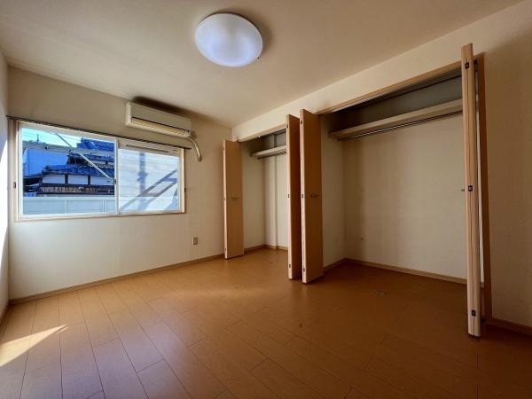 リバティ栄　野洲市栄