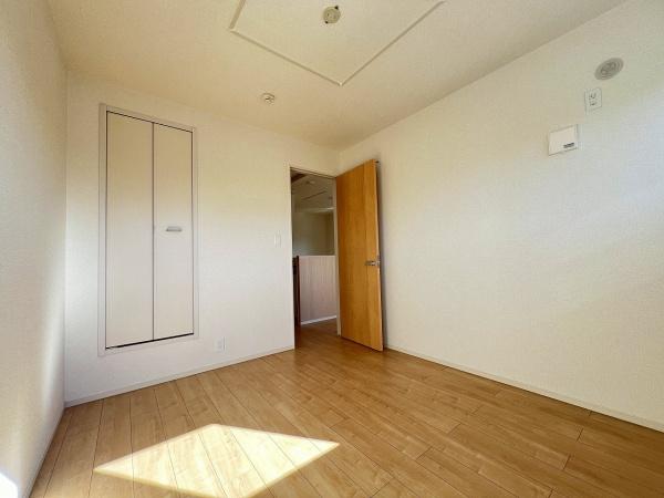アーバンクラール2　野洲市市三宅