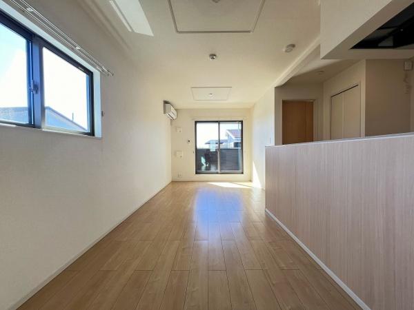 アーバンクラール2　野洲市市三宅