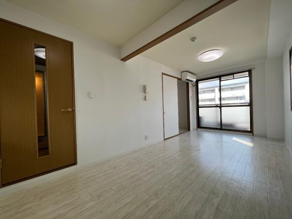 ポレールさかえ　野洲市栄