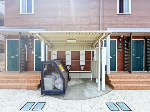 セジュールローズコート　守山市古高町