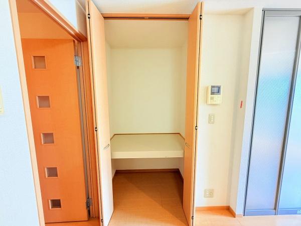 セジュールローズコート　守山市古高町