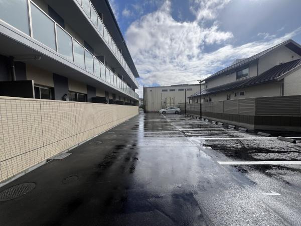 Patio　Yasu　野洲市行畑